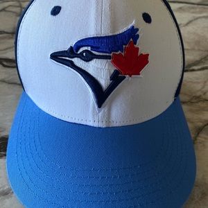 BLUE JAYS SNAPBACK - one size fits all - never used